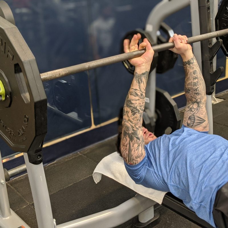 How to Do a Close-Grip Bench Press for Powerful Triceps 2 Close-Grip Bench Press